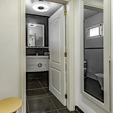 Luxury 2bedroom Apart Sea View أذيخي