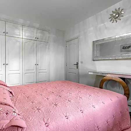 Luxury 2bedroom Apart Sea View شقة *
