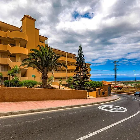 Luxury 2bedroom Apart Sea View Apartment